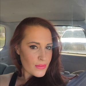 Meet your Posher, Heidi